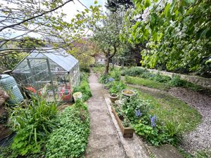 Photo 22- click for photo gallery